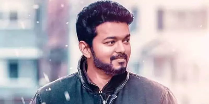 நடிகர் விஜய்யின் 100 சதவீத இருக்கைகளுடன் தியேட்டர்கள் இயங்க அனுமதிக்க வேண்டும் என்ற கோரிக்கை முதலமைச்சரால் நிராகரிப்பு – திரையுலகினர் ஏமாற்றம்!