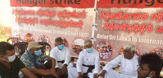 10வது  நாளாக தொடர்ந்து இடம்பெற்றுவரும்  சுழற்சி முறையிலான உணவு தவிர்ப்பு போராட்டம்