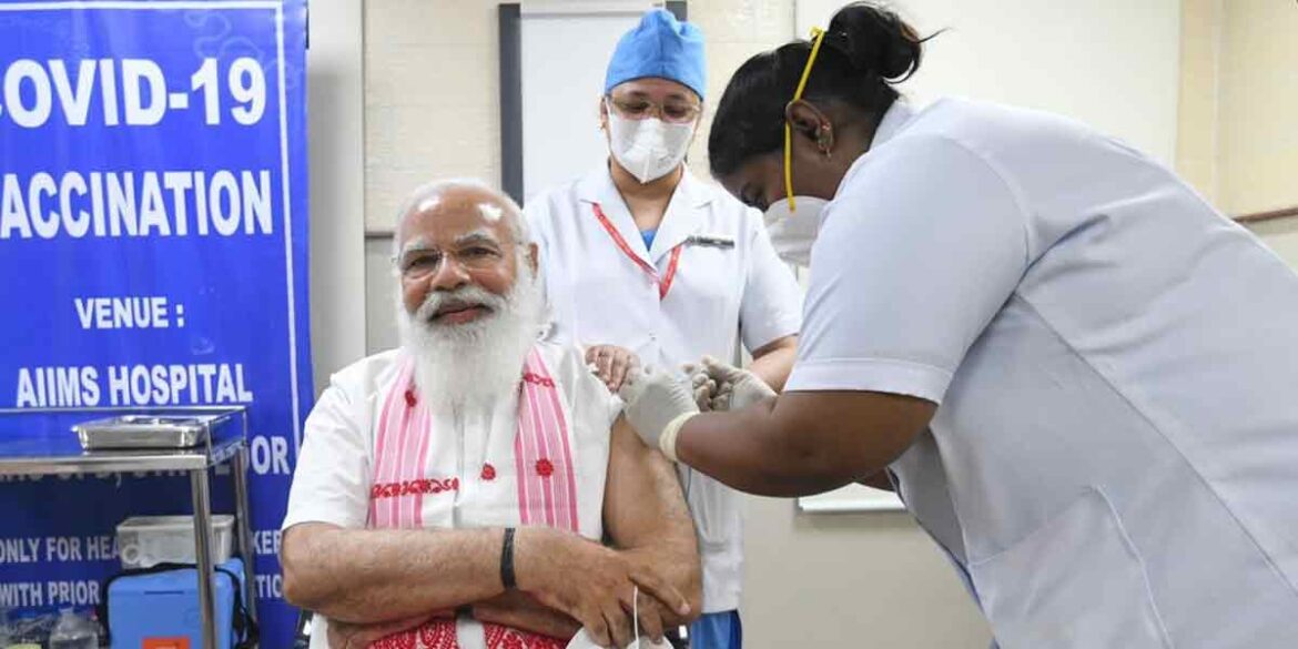 தடுப்பூசி போட்டுக்கொண்டார்  இந்திய பிரதமர் மோடி